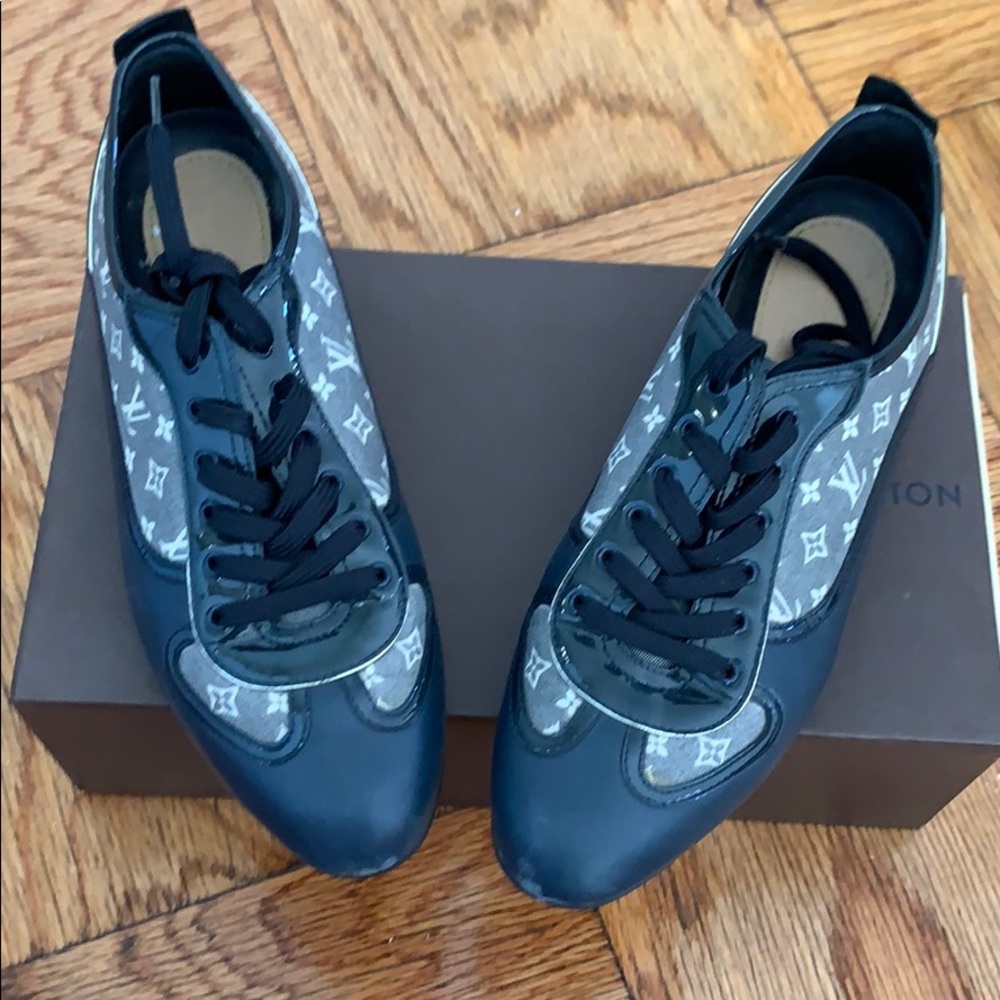 Louis Vuitton Sneakers